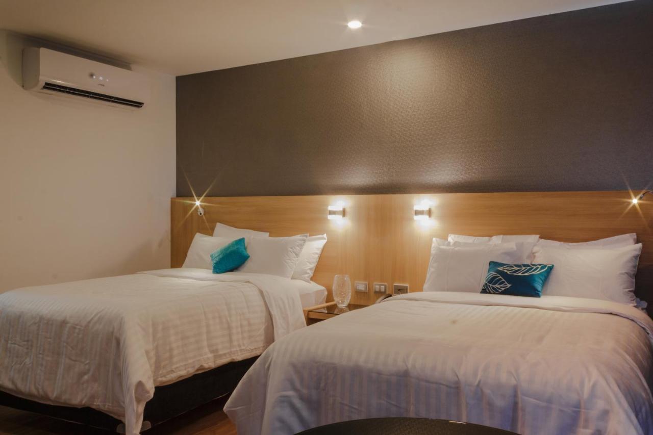 Hotel Kavia Monterrey Luaran gambar