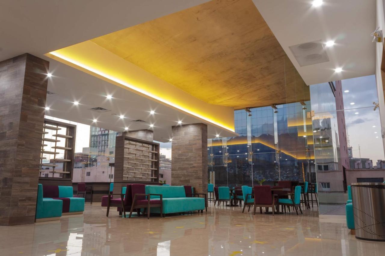 Hotel Kavia Monterrey Luaran gambar