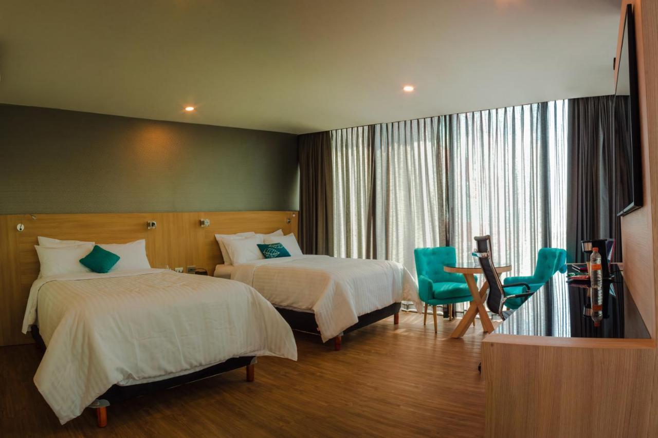 Hotel Kavia Monterrey Luaran gambar