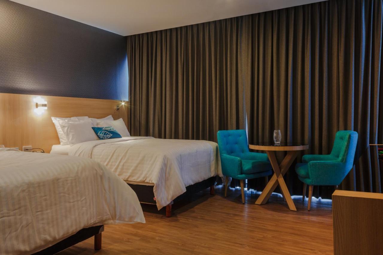 Hotel Kavia Monterrey Luaran gambar